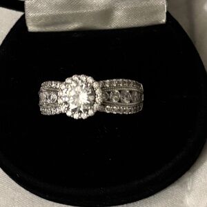 Elegant Cz.925 sterling silver ring new